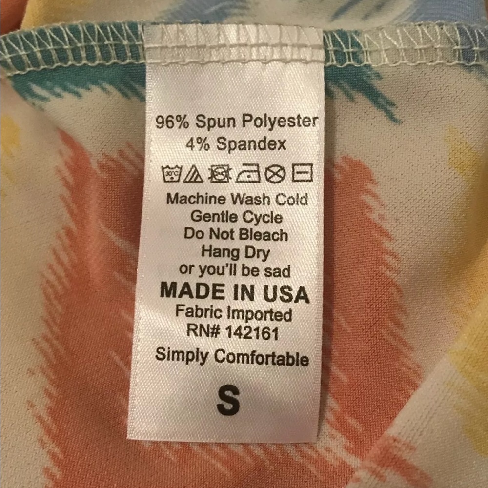 ‼️SOLD‼️
LuLaRoe Azure Skirt Yellow Coral Blue Diamond - Picture 3 of 6